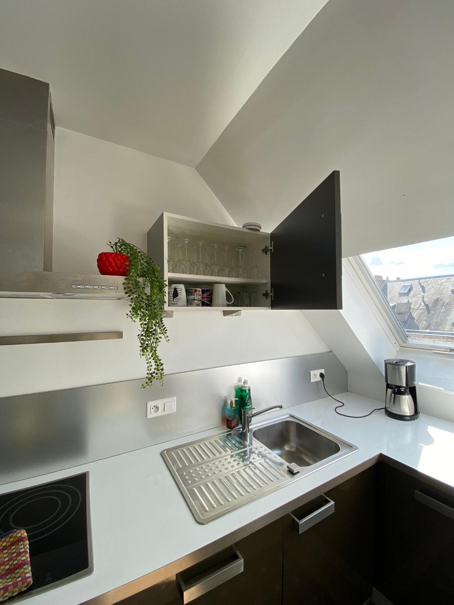 2 Chambres Hyper Centre Avec Place De Parking Et Wifi Amiens Ngoại thất bức ảnh